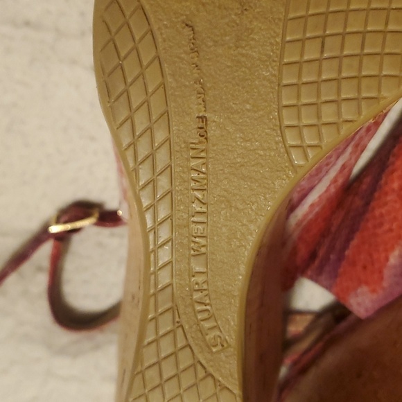 Stuart Weitzman Wedges 7 1/2 M - Picture 10 of 12